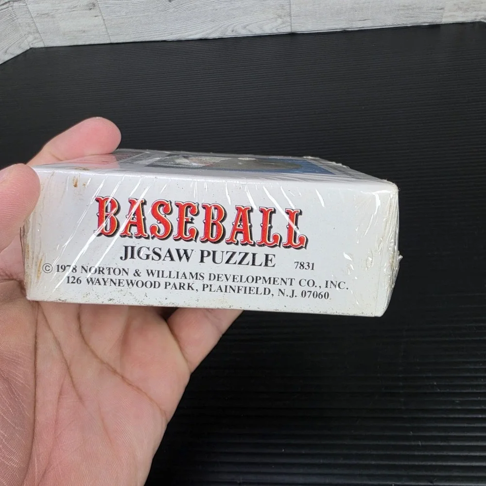 VINTAGE 1978 BASEBALL 